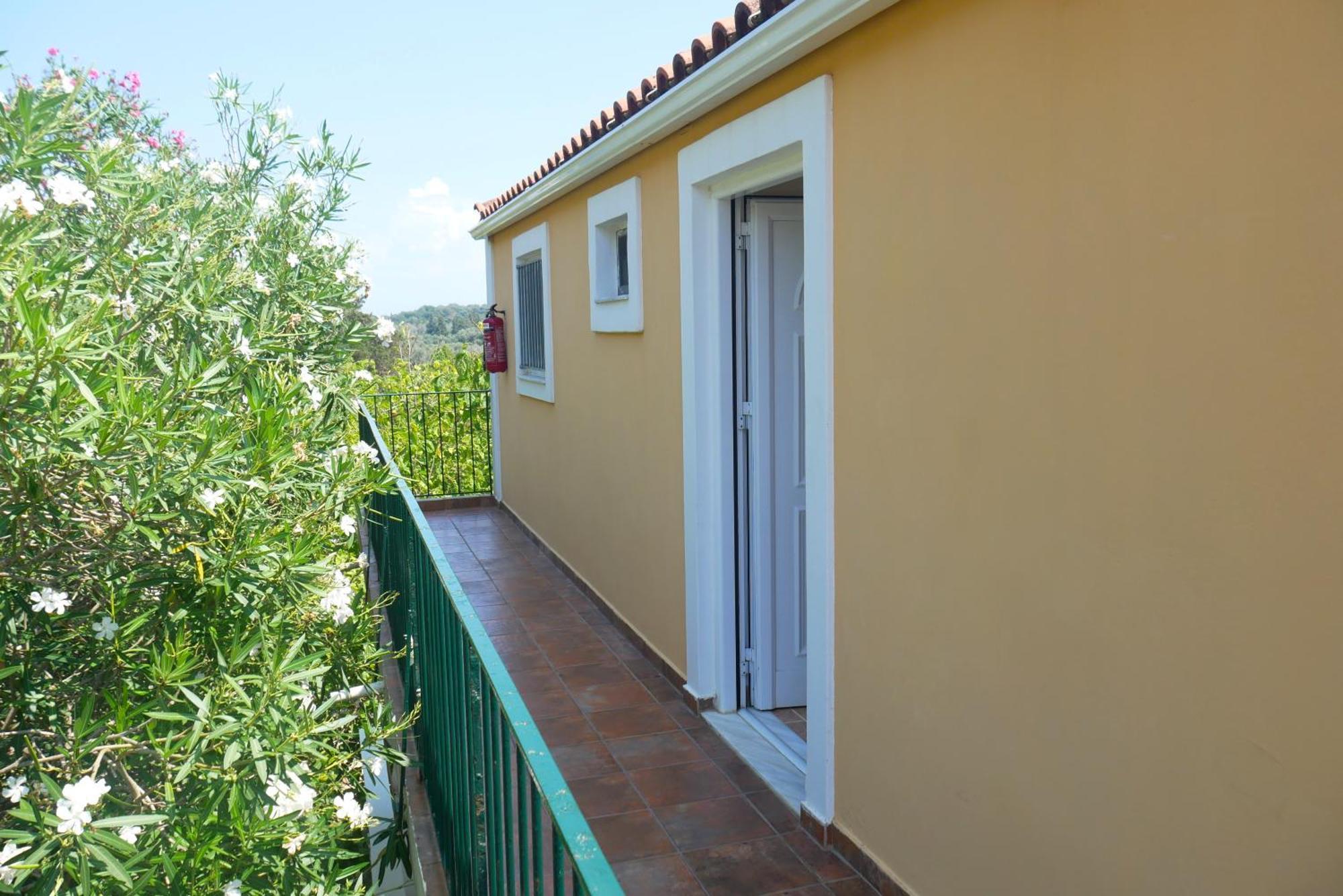 Villa Vania Gardenos Vitaládes 외부 사진