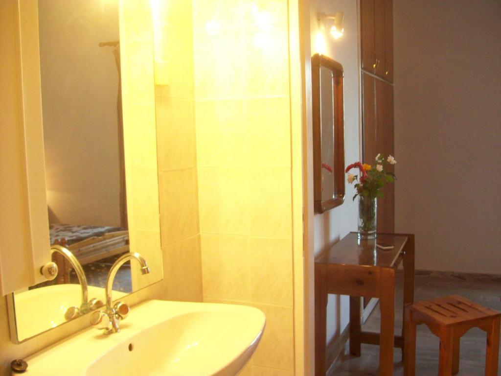 Villa Vania Gardenos Vitaládes 객실 사진